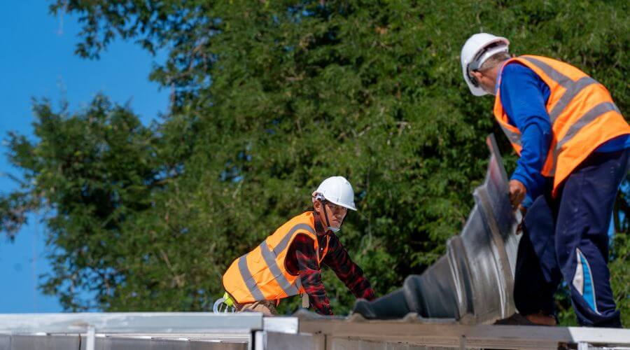 Professional new roof installation services in Williamson, IA